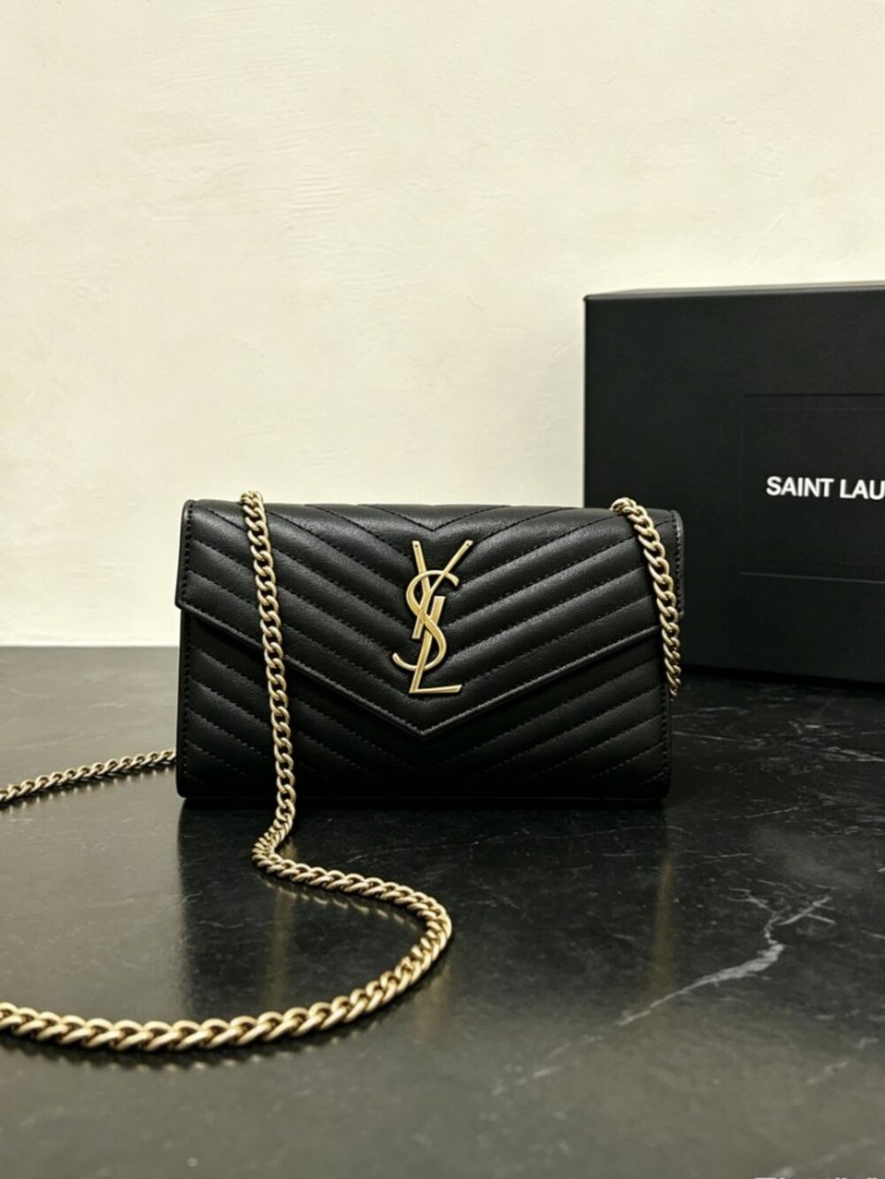 YSL Wallet on Chainin Black - Picture 3 of 5